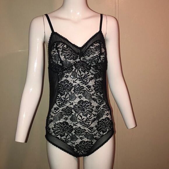Body Lingerie  - Picture 1 of 6